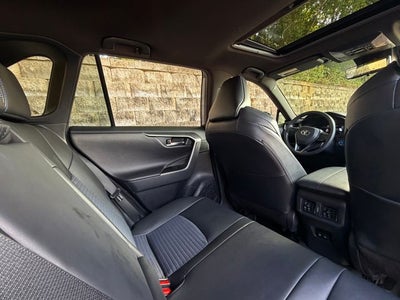 2019 Toyota RAV4 Hybrid XSE