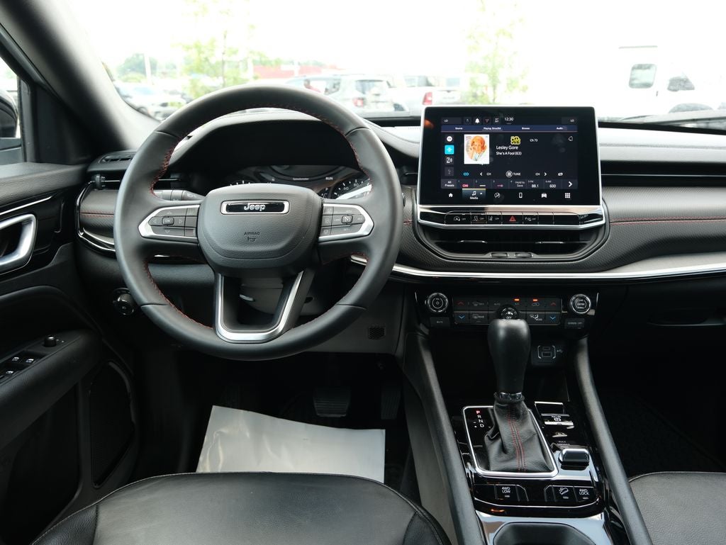 2025 Jeep Compass Trailhawk