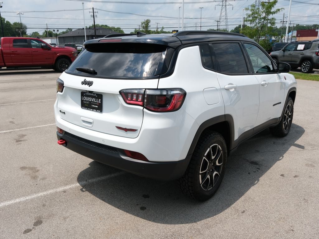 2025 Jeep Compass Trailhawk