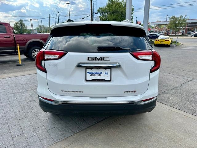 2022 GMC Terrain AT4