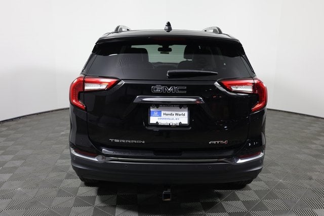 2022 GMC Terrain AT4
