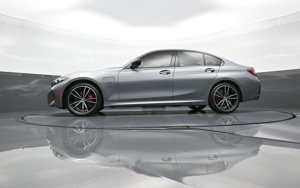 2023 BMW 3 Series 330e xDrive