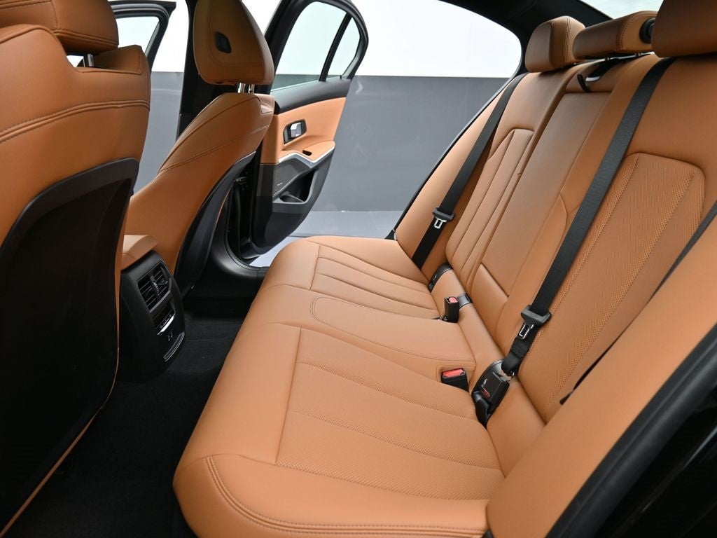 2024 BMW 3 Series 330i xDrive