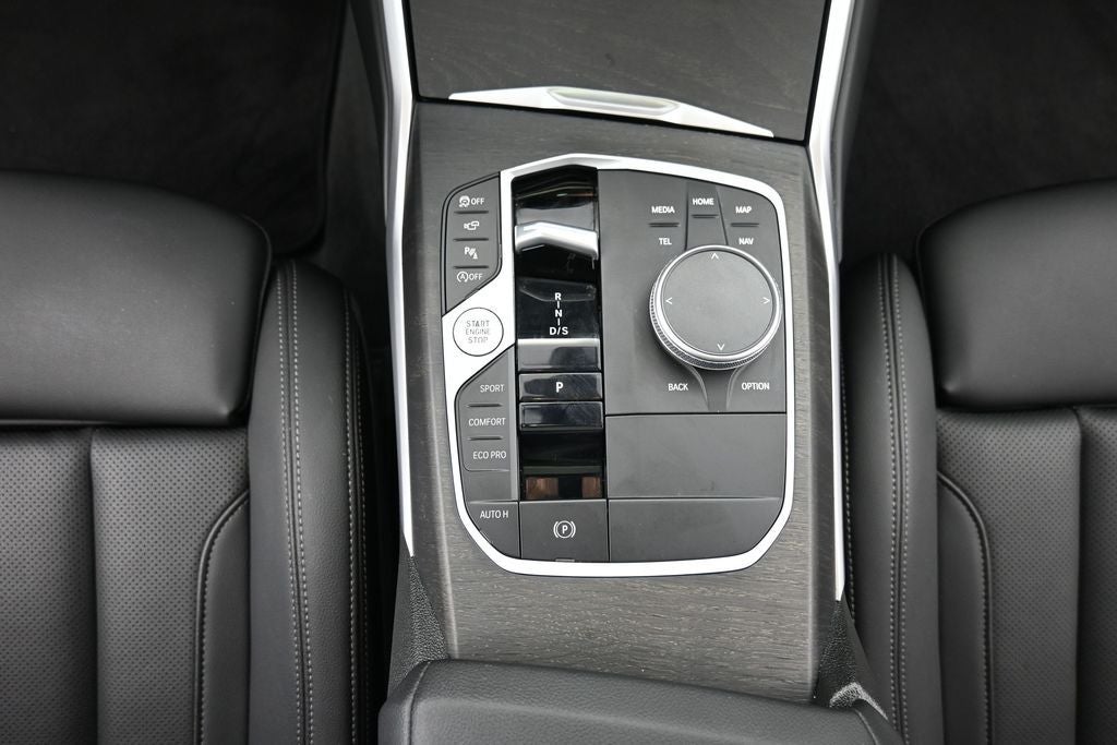2023 BMW 3 Series 330i xDrive