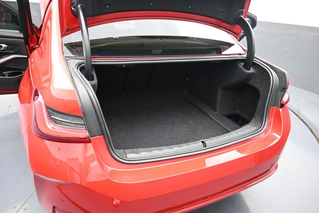 2023 BMW 3 Series 330i xDrive