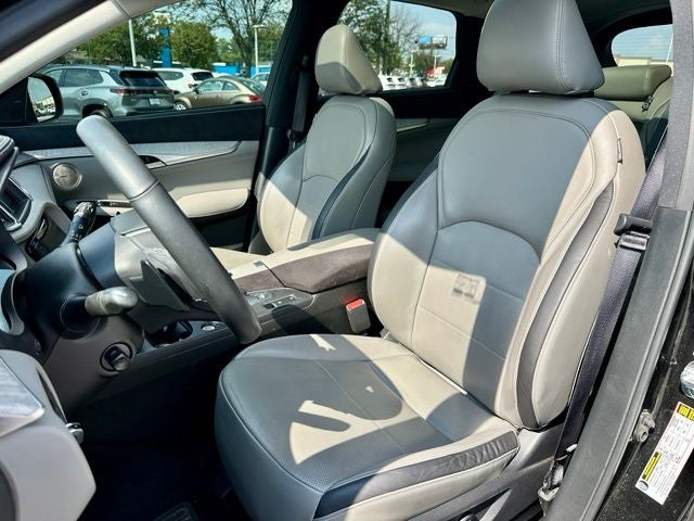 2023 INFINITI QX50 Sensory