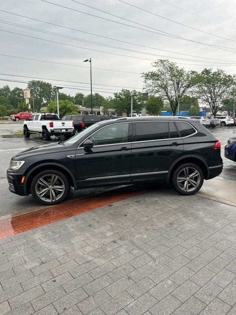 2019 Volkswagen Tiguan 2.0T SEL R-Line 4Motion