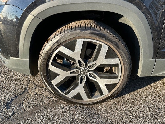 2023 Volkswagen Taos 1.5T SEL