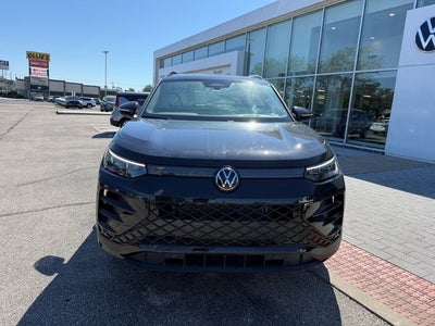 2026 Volkswagen Tiguan 2.0T SE R-Line Black
