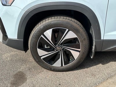 2025 Volkswagen Taos 1.5T SE