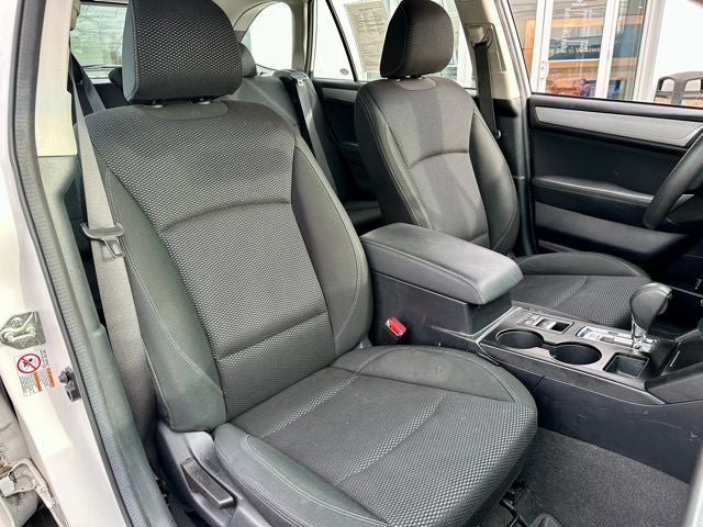 2019 Subaru Outback 2.5i