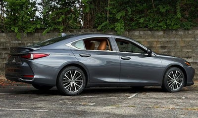2024 Lexus ES 300h