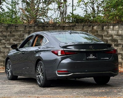 2024 Lexus ES 300h