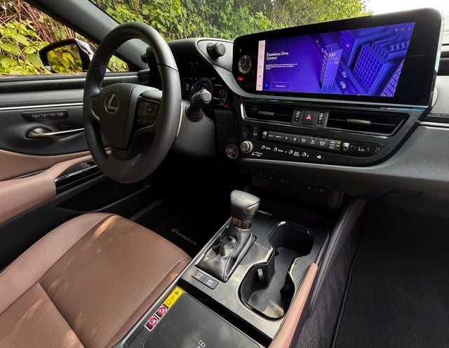 2025 Lexus ES 300h