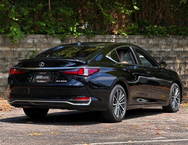 2025 Lexus ES 300h