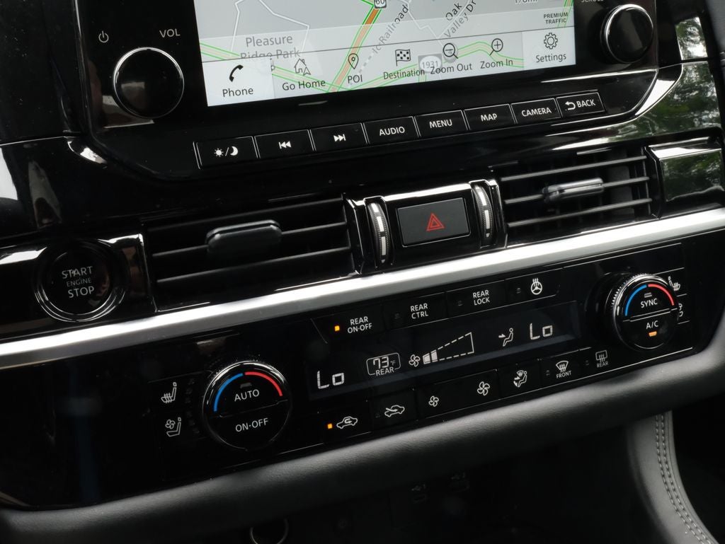 2025 Nissan Pathfinder Platinum