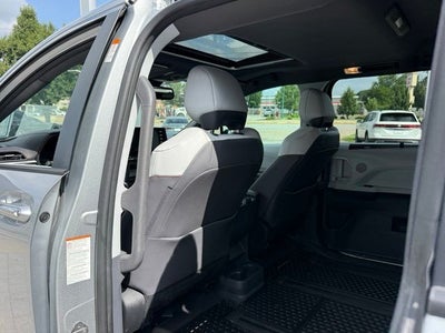 2024 Toyota Sienna XSE 7 Passenger