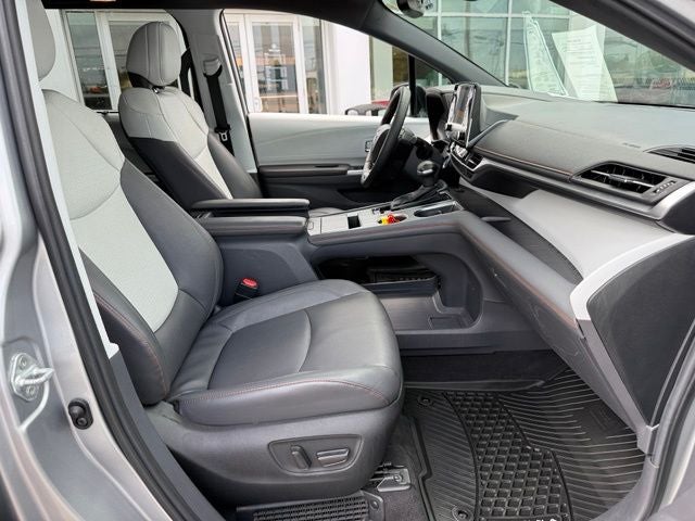 2024 Toyota Sienna XSE 7 Passenger