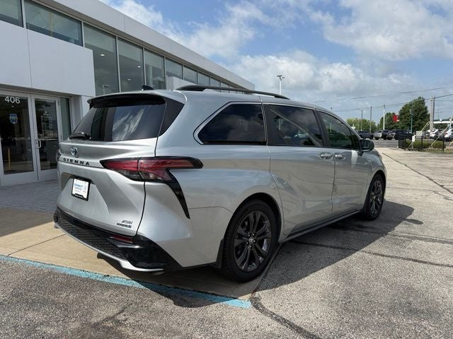 2024 Toyota Sienna XSE 7 Passenger