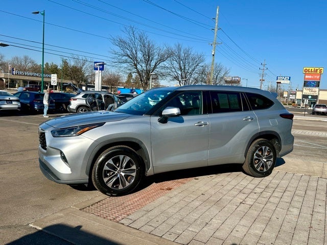 2021 Toyota Highlander XLE