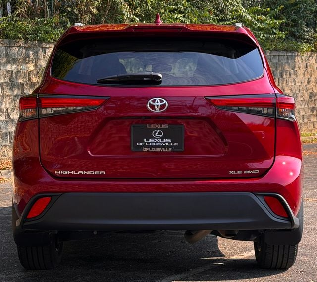 2023 Toyota Highlander XLE