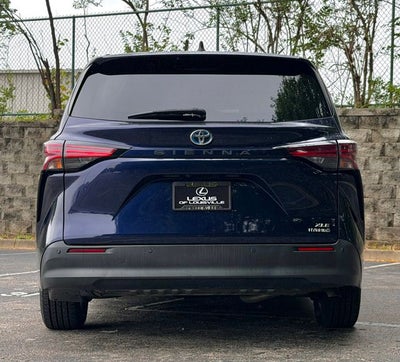 2022 Toyota Sienna XLE 7 Passenger