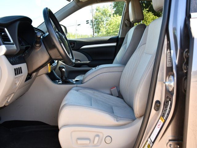2019 Toyota Highlander LE Plus