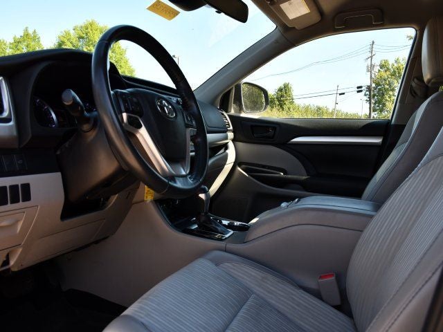 2019 Toyota Highlander LE Plus