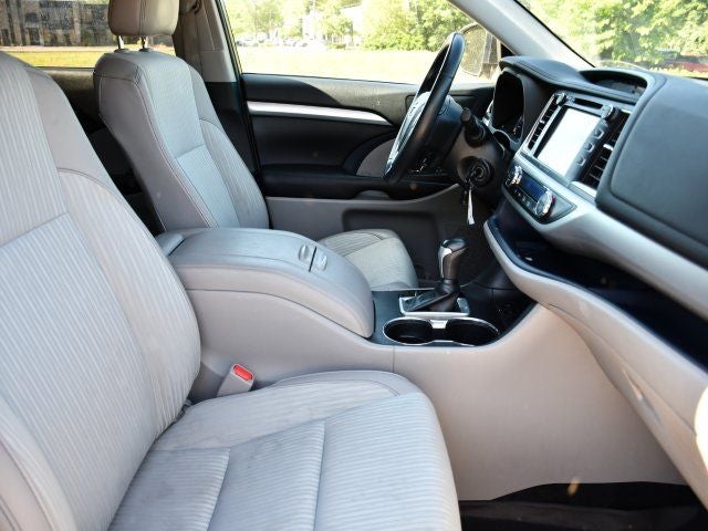 2019 Toyota Highlander LE Plus