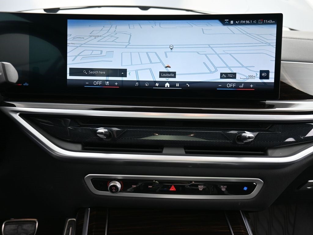 2024 BMW X7 xDrive40i