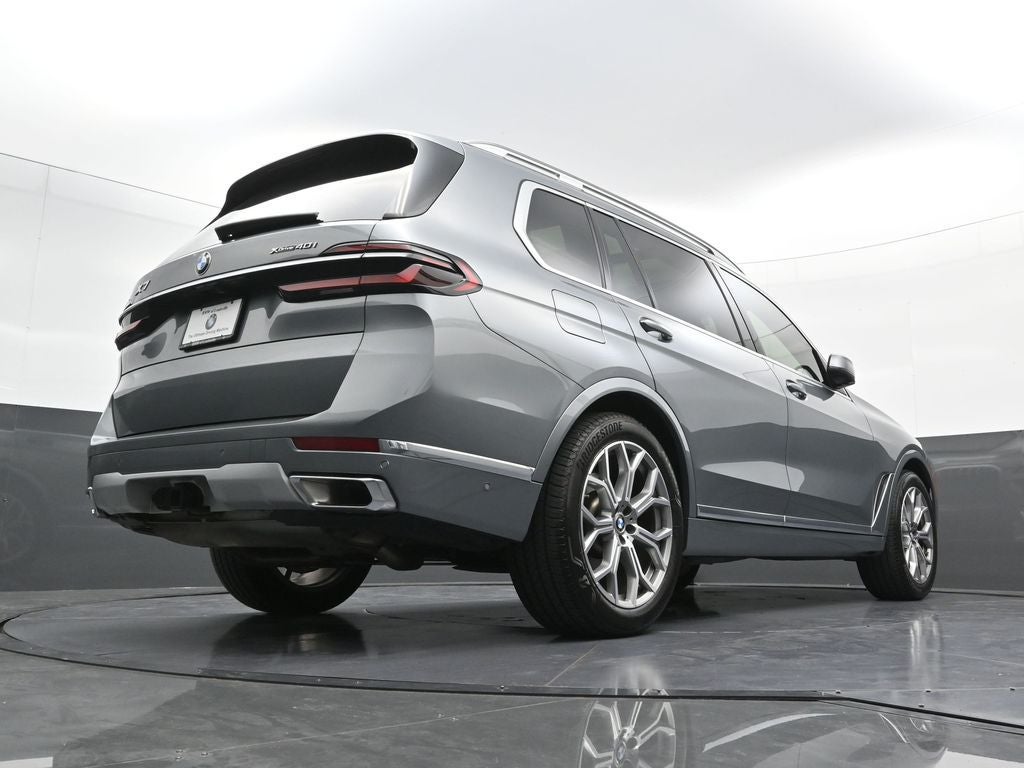 2025 BMW X7 xDrive40i