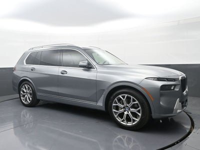 2025 BMW X7 xDrive40i