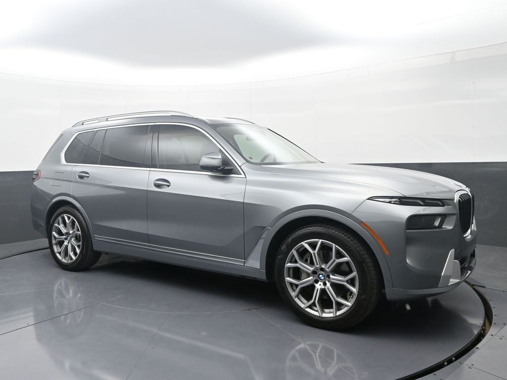 2025 BMW X7 xDrive40i