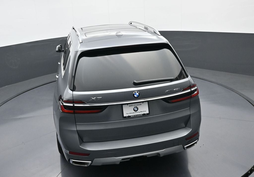 2025 BMW X7 xDrive40i