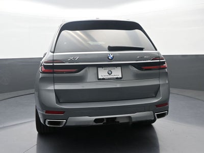 2025 BMW X7 xDrive40i
