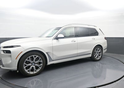 2025 BMW X7 xDrive40i