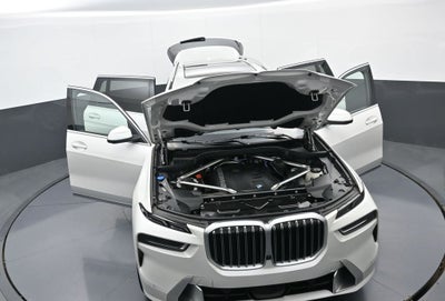 2025 BMW X7 xDrive40i