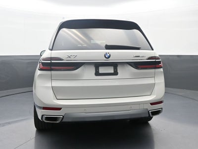 2025 BMW X7 xDrive40i