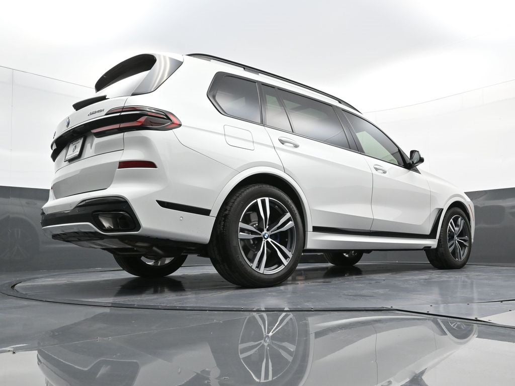 2026 BMW X7 xDrive40i
