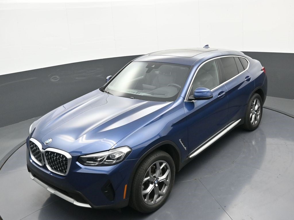 2025 BMW X4 xDrive30i