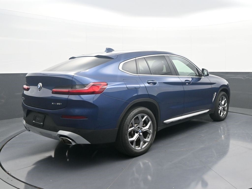 2025 BMW X4 xDrive30i