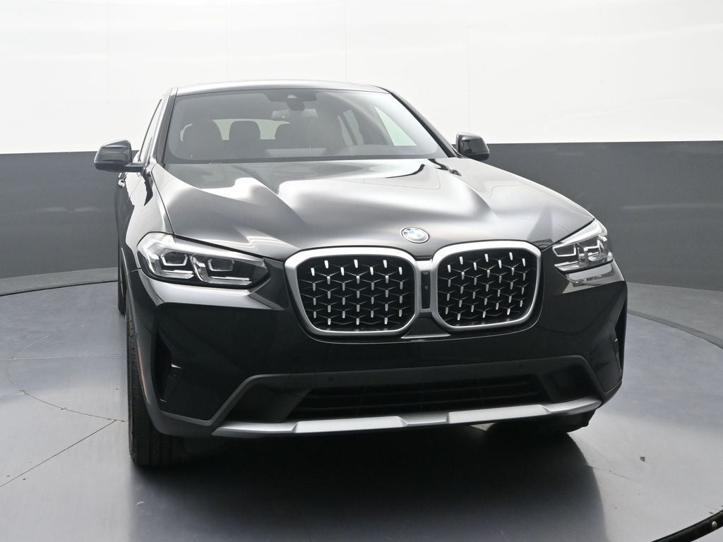 2025 BMW X4 xDrive30i