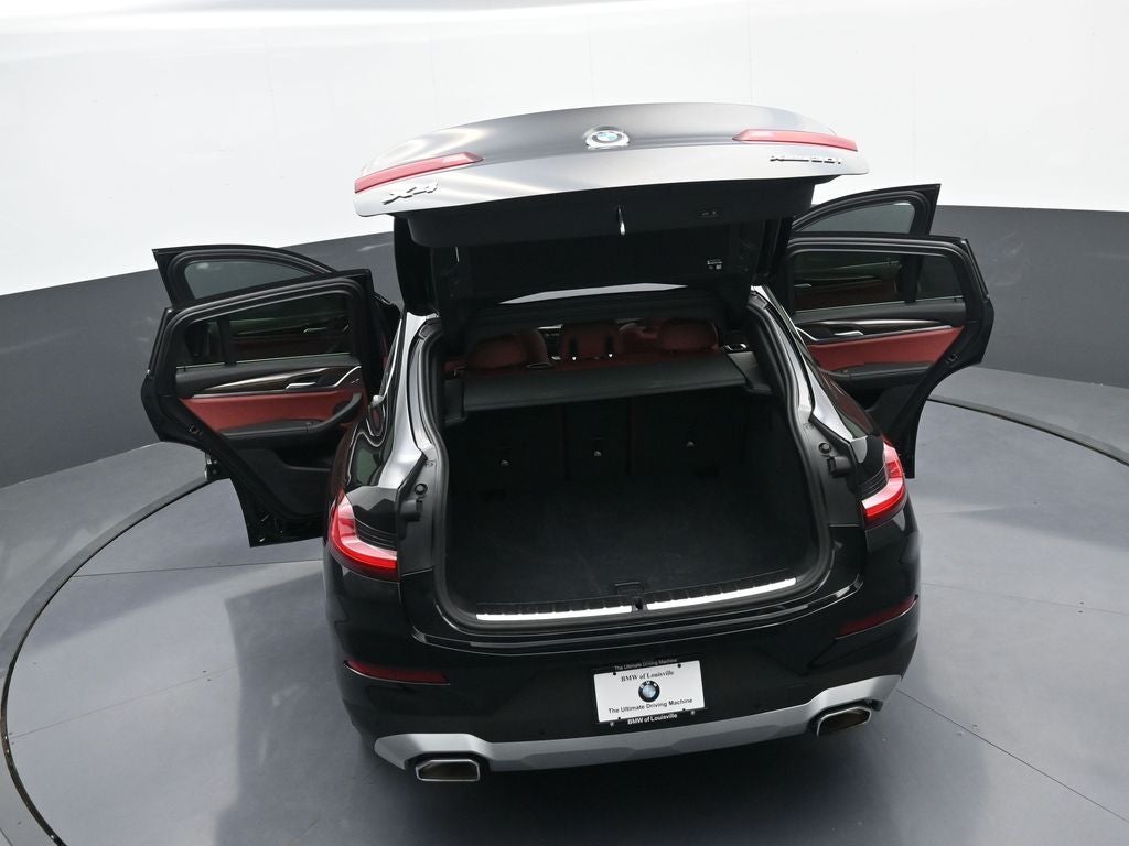 2025 BMW X4 xDrive30i