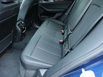 2025 BMW X4 xDrive30i