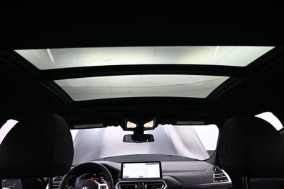 2024 BMW X4 xDrive30i