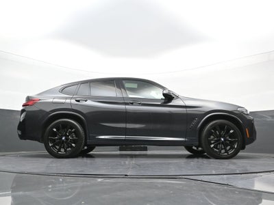 2024 BMW X4 xDrive30i