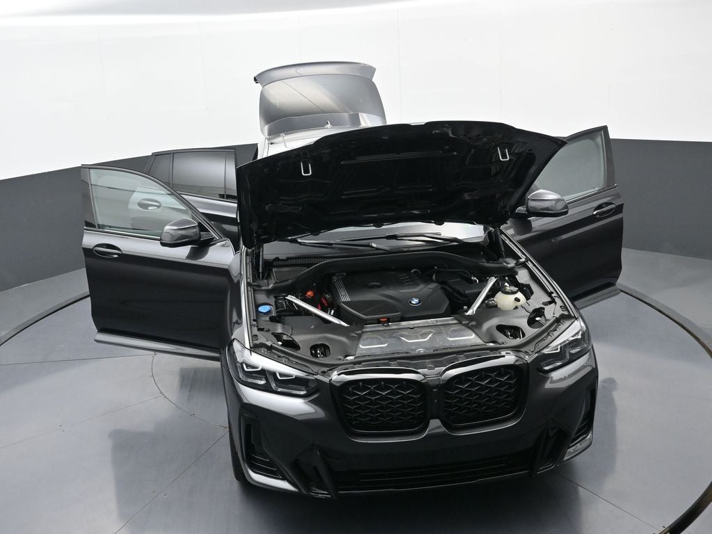 2024 BMW X4 xDrive30i