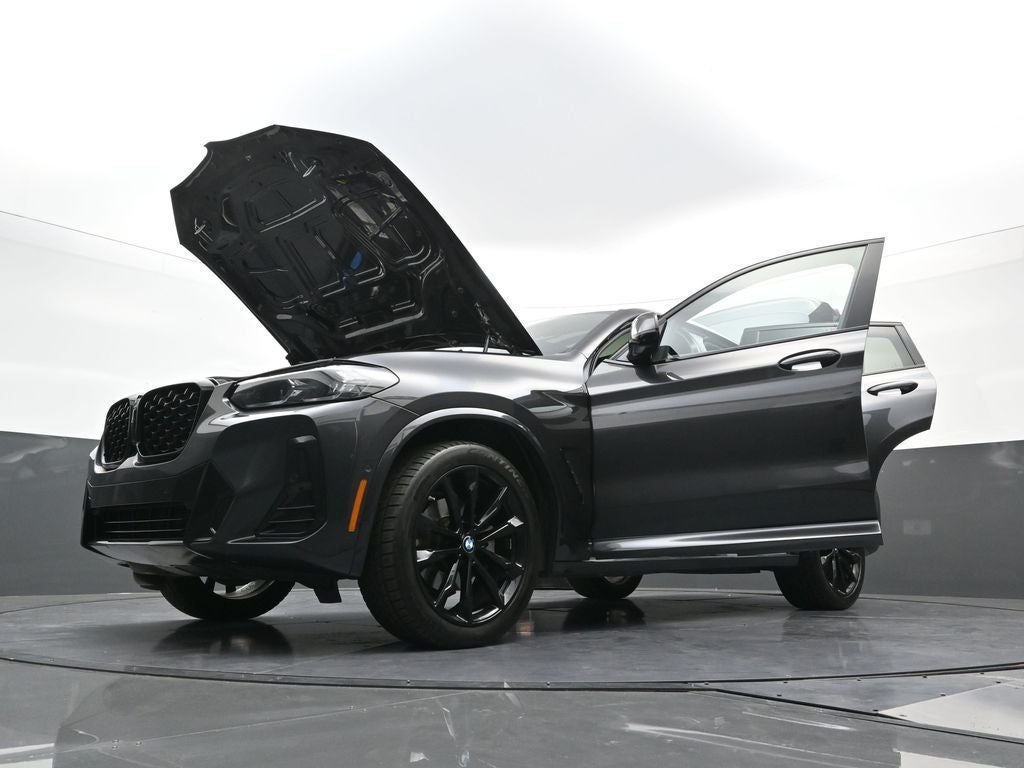 2024 BMW X4 xDrive30i