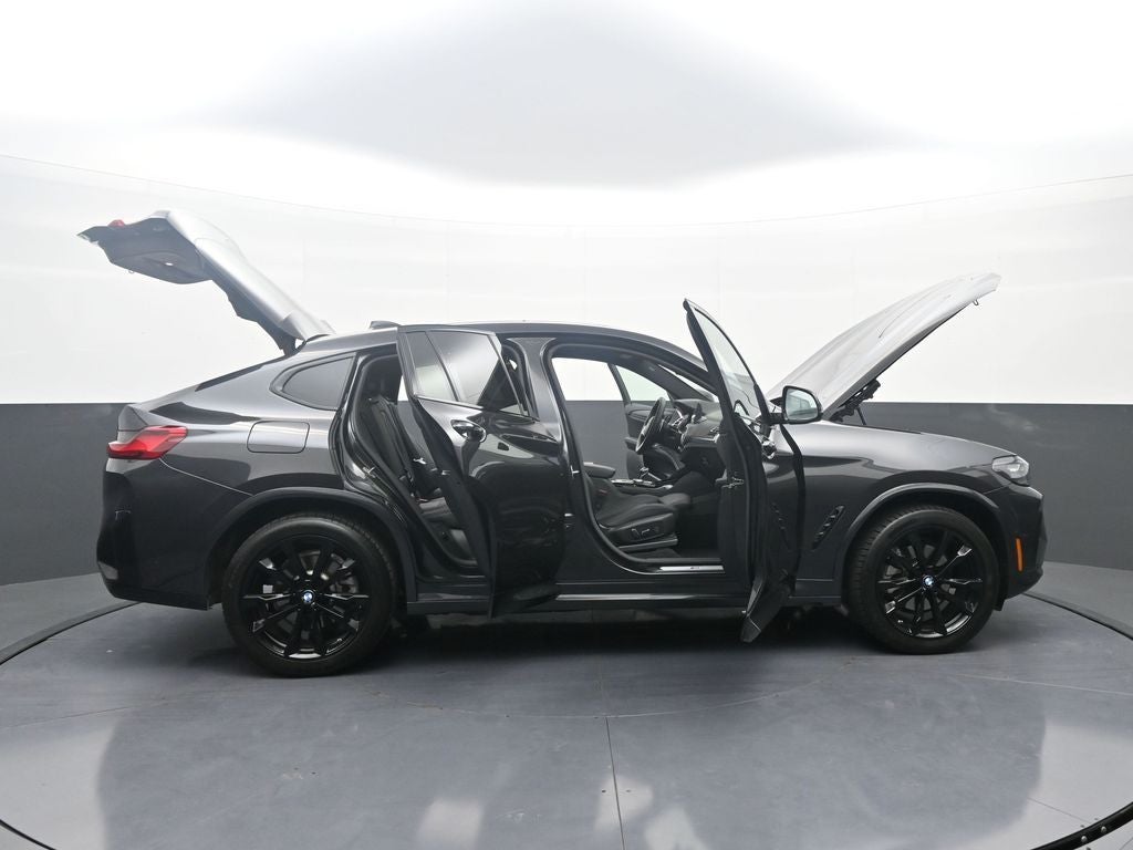 2024 BMW X4 xDrive30i