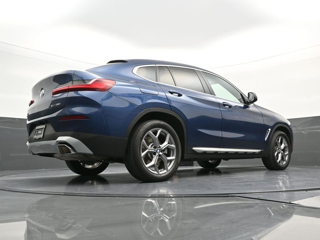 2025 BMW X4 xDrive30i